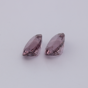 Turmalin Paar - lila, oval, 7x5 mm, 1.55 cts, Nr. TR991103