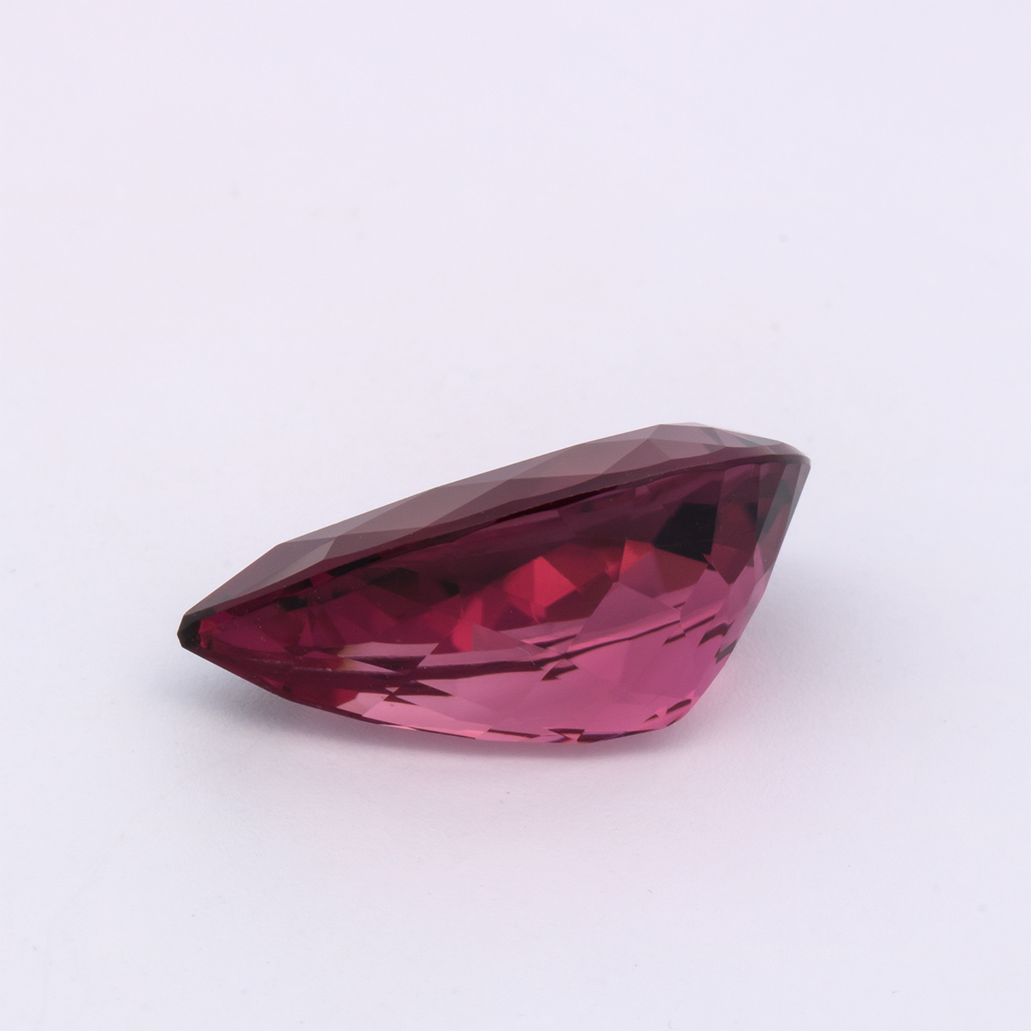 Turmalin - rot, birnform, 17.9x11 mm, 8.42 cts, Nr. TR991109