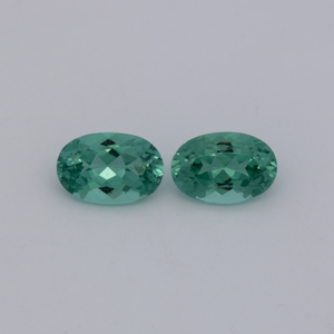 Turmalin Paar - grün, oval, 6x4 mm, 0.90 cts, Nr. TR991129