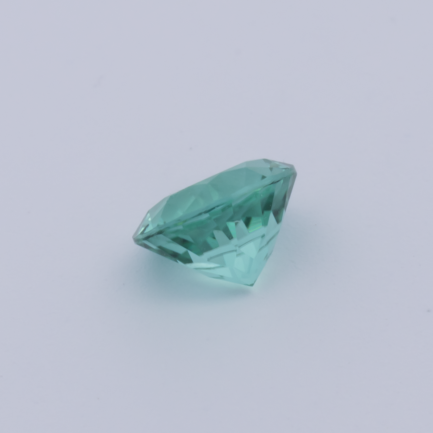 Turmalin - grün, rund, 5x5 mm, 0.47 - 0.48 cts, Nr. TR991160