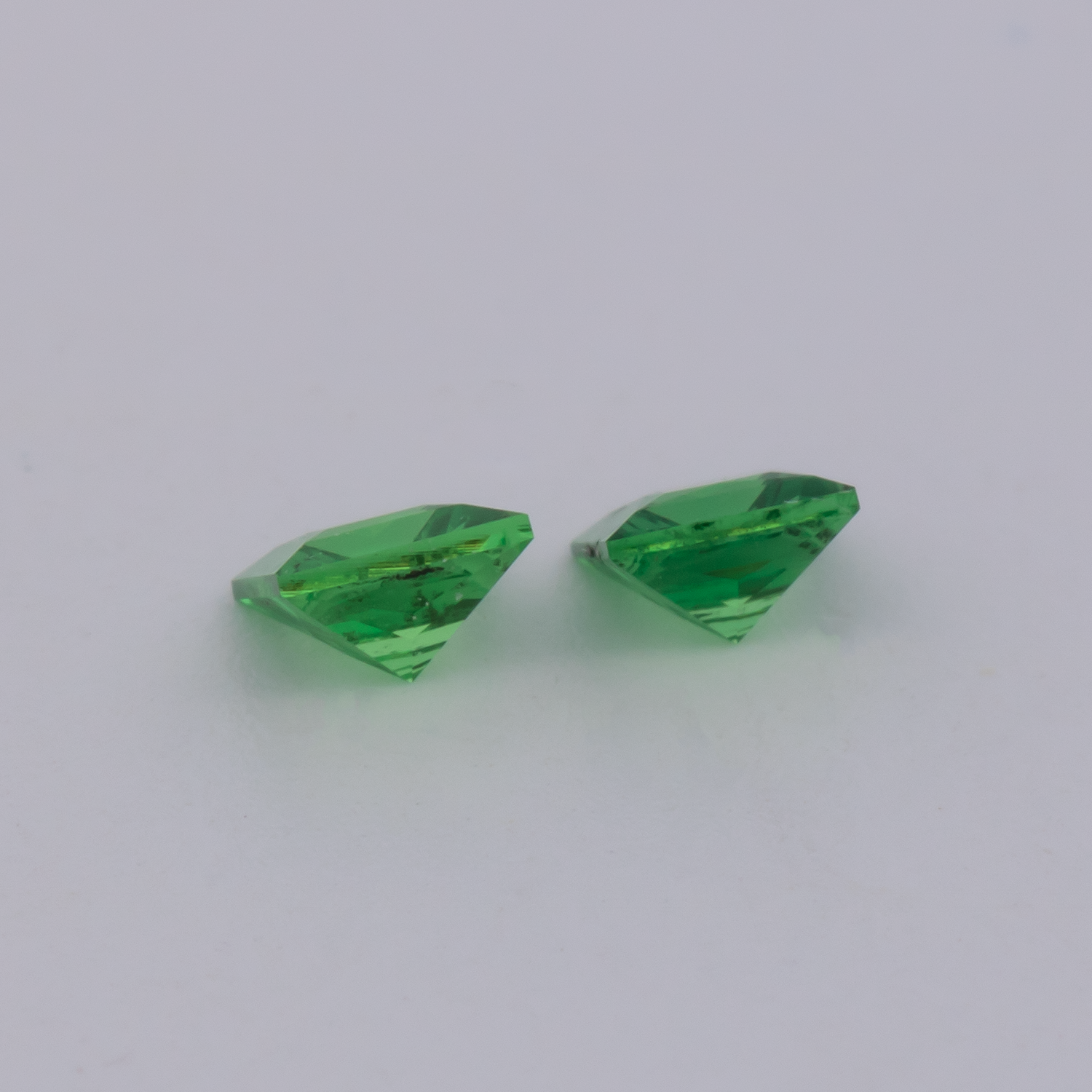 Tsavorit Paar - grün, rechteck, 3x3 mm, 0.29 cts, Nr. TS91021