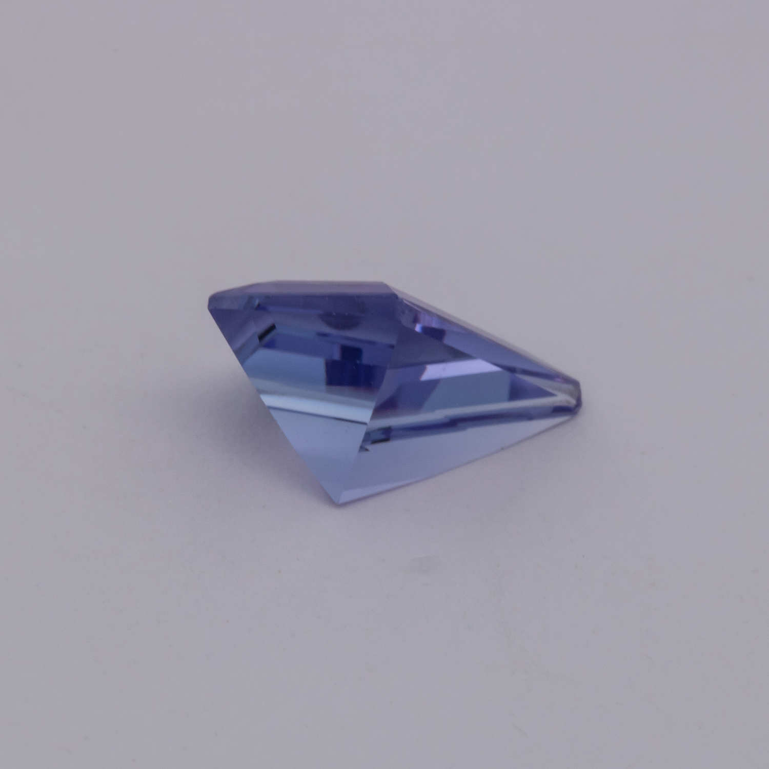 Tansanit - blau, fancy, 9x6.5 mm, 1.08 cts, Nr. TZ99031