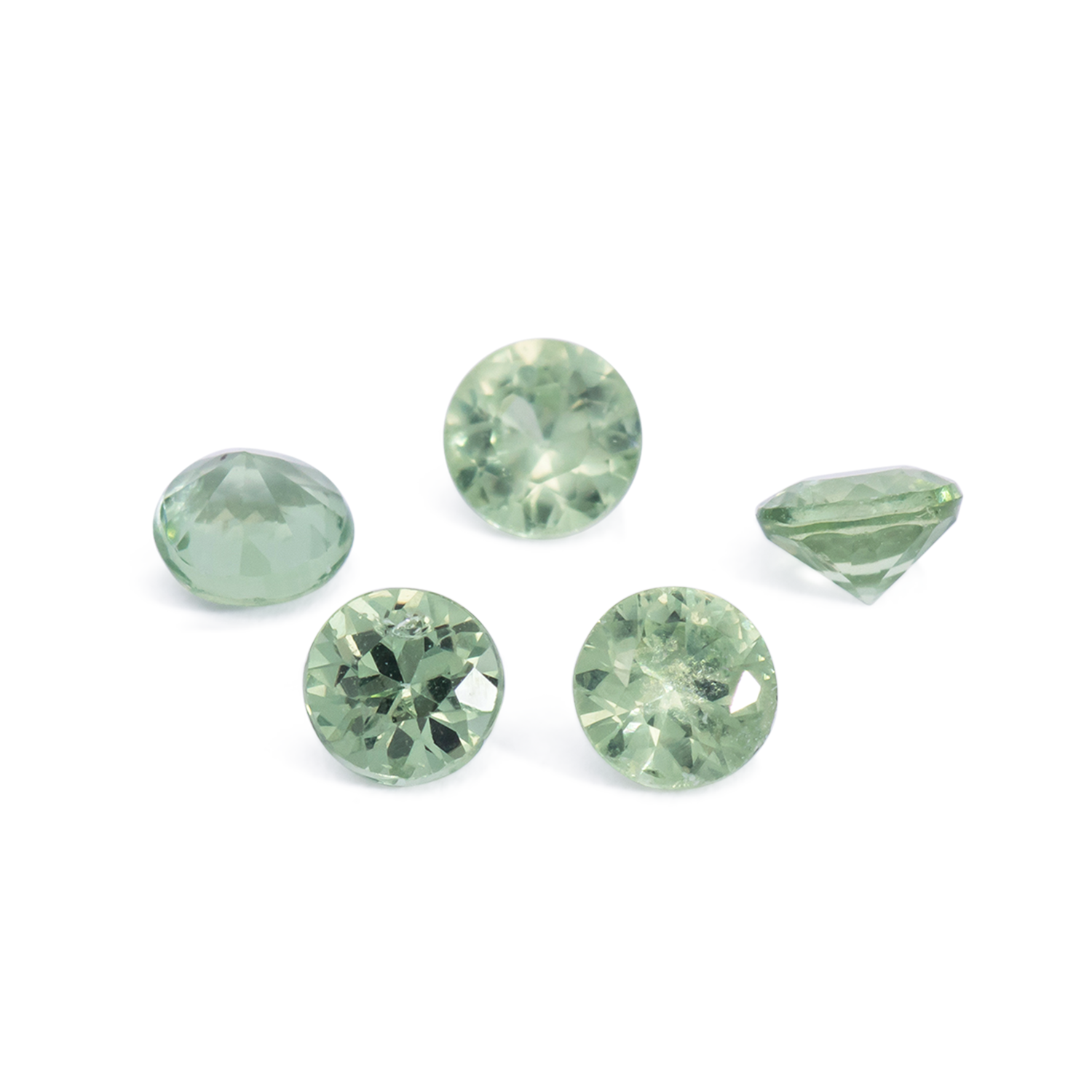 Saphir - grün, rund, 3x3 mm, 0.13 - 0.16 cts, Nr. XSR11258