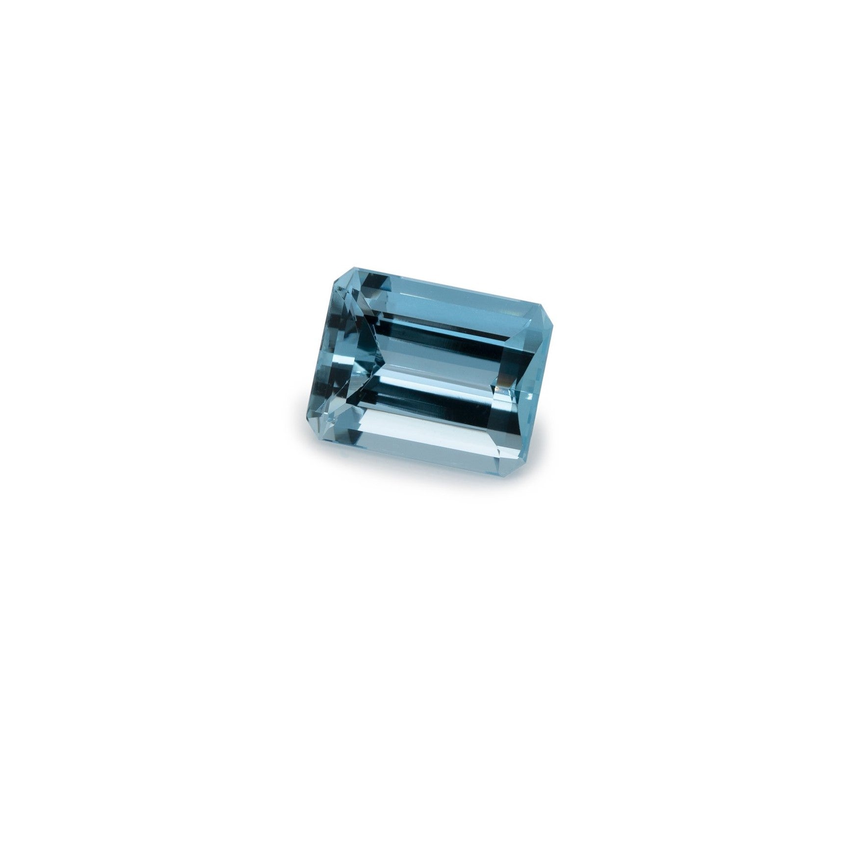 Aquamarine - AA, octagon, 9x7 mm, 2.22 cts, No. A31002
