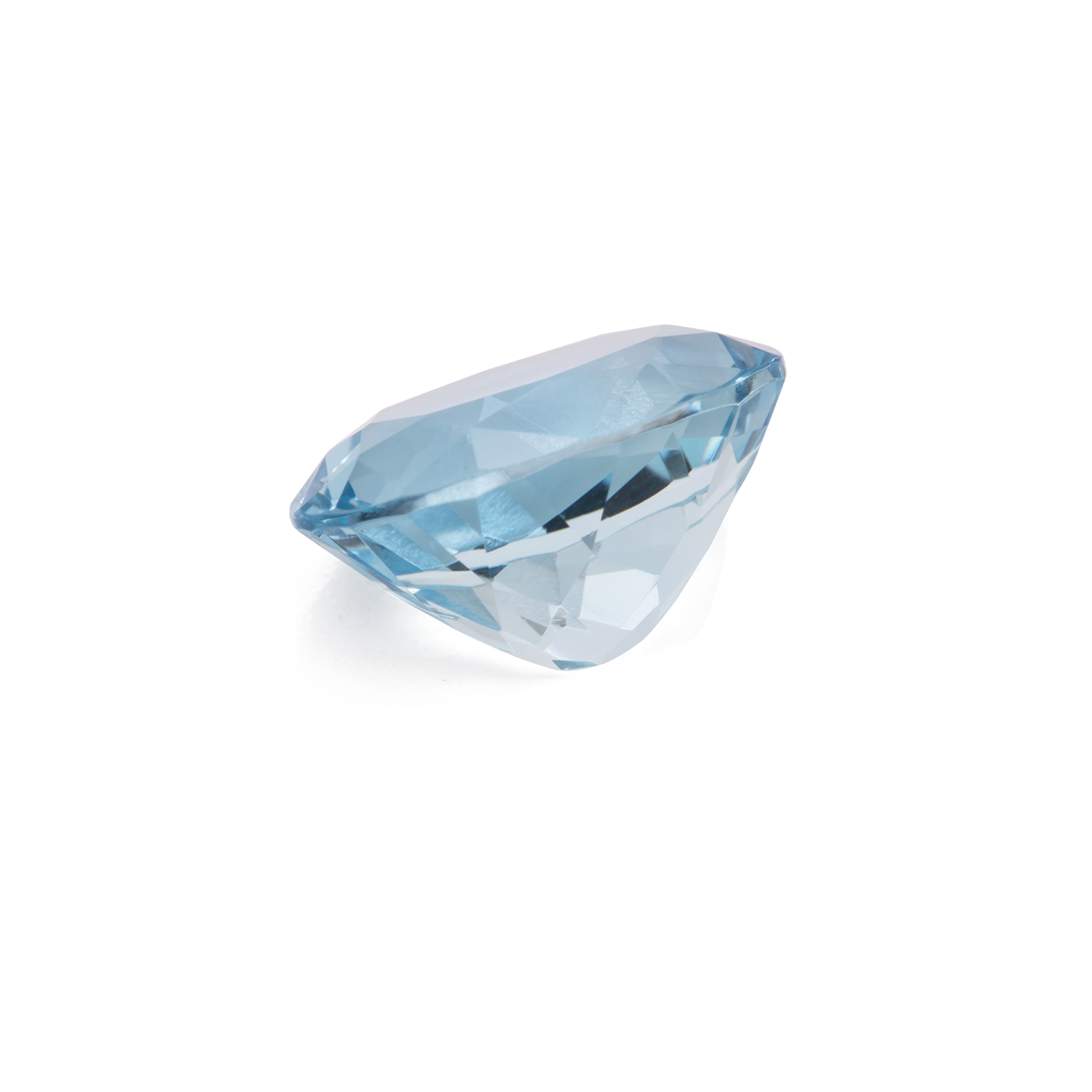 Aquamarine - AA, oval, 12x10 mm, 4.28 cts, No. A99026