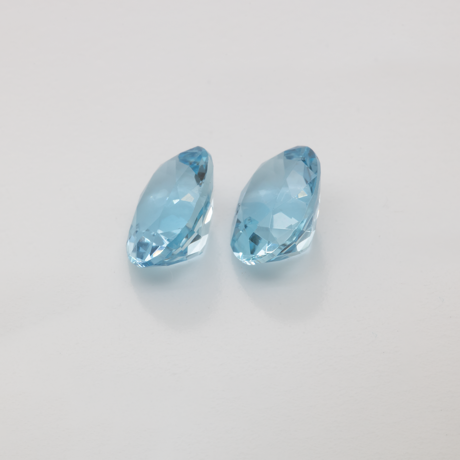 Aquamarine Pair - AA, oval, 8x6 mm, 2.16 cts, No. A99036