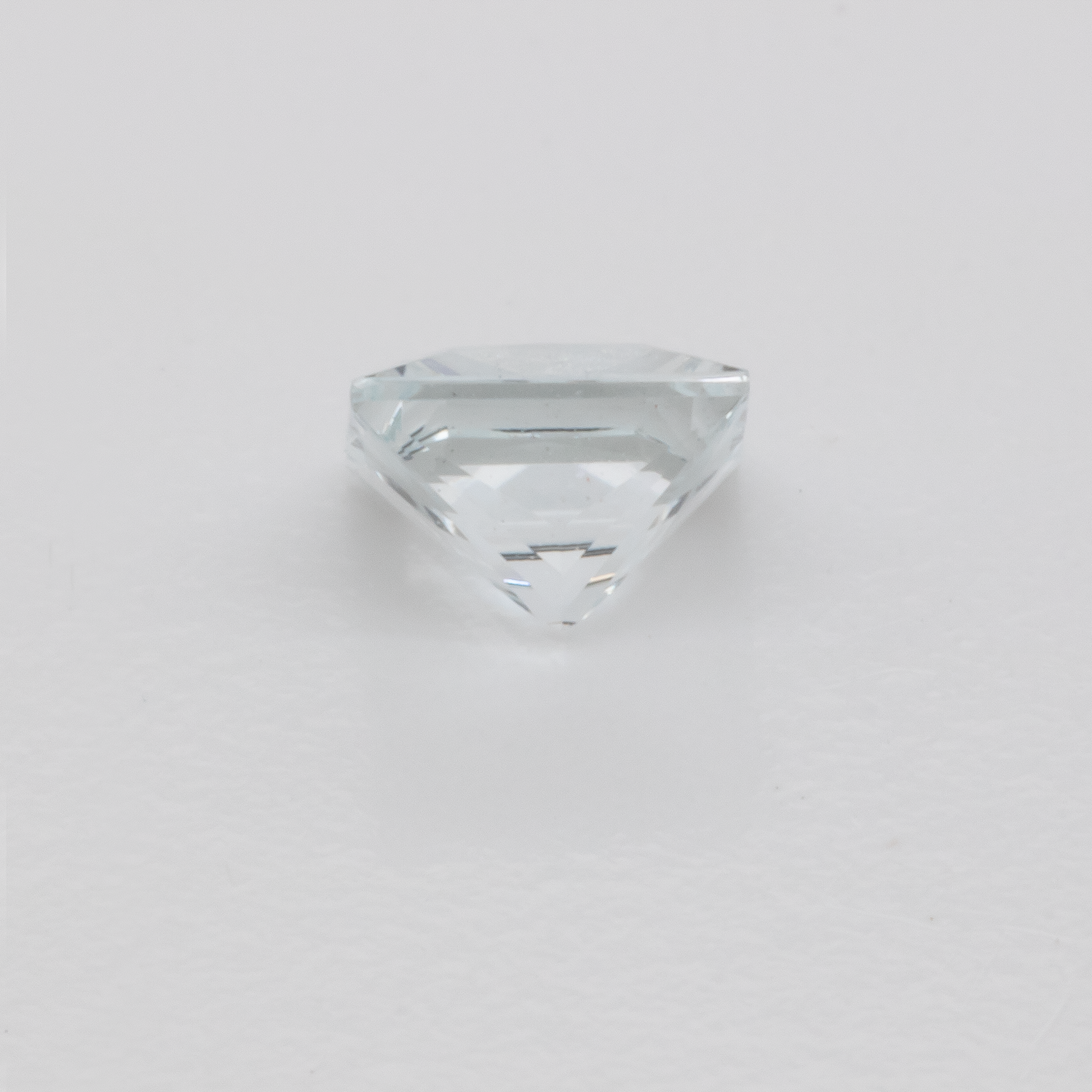 Aquamarine - A, square, 4x4 mm, 0.28 - 0.30 cts, No. A99048