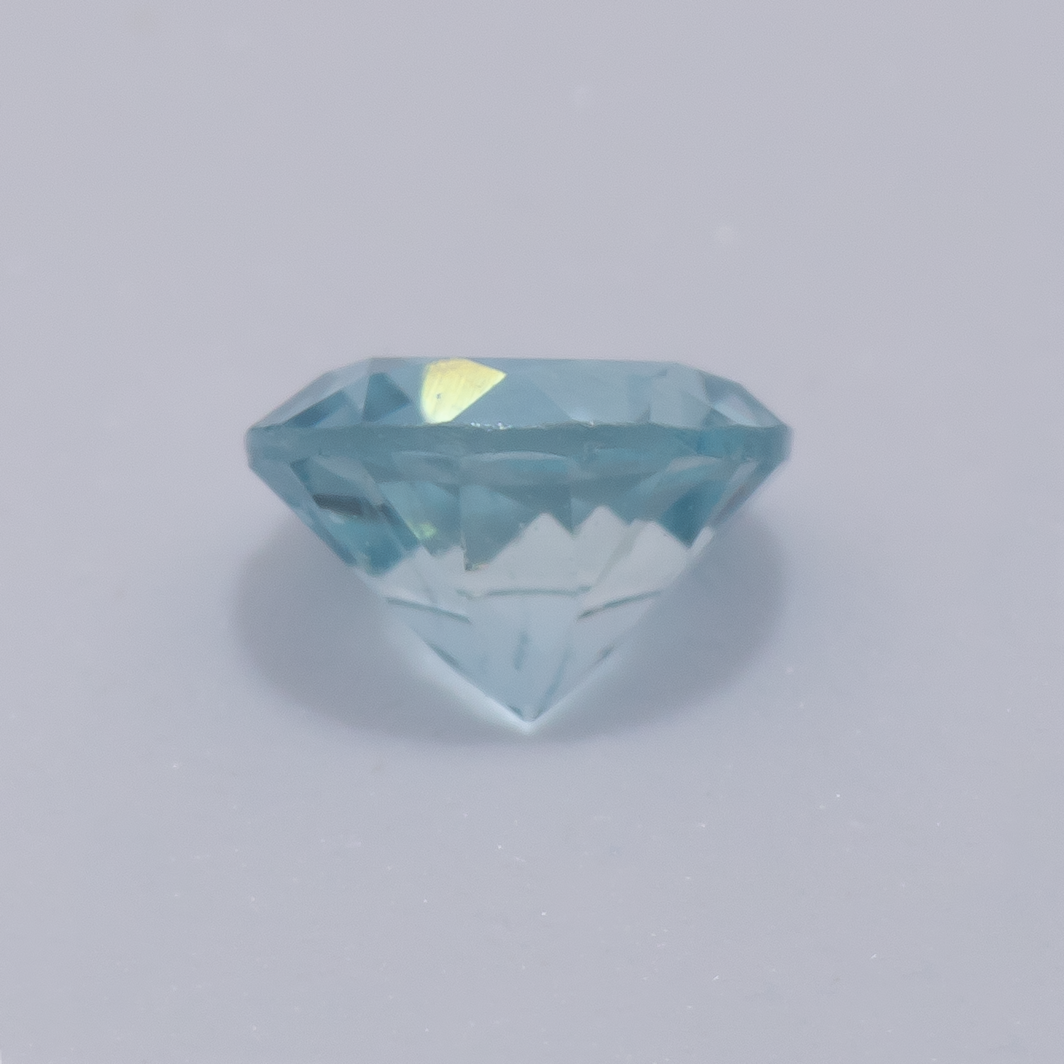 Aquamarin - AA, rund, 3.5x3.5 mm, 0.13 - 0.16 cts, Nr. A99063