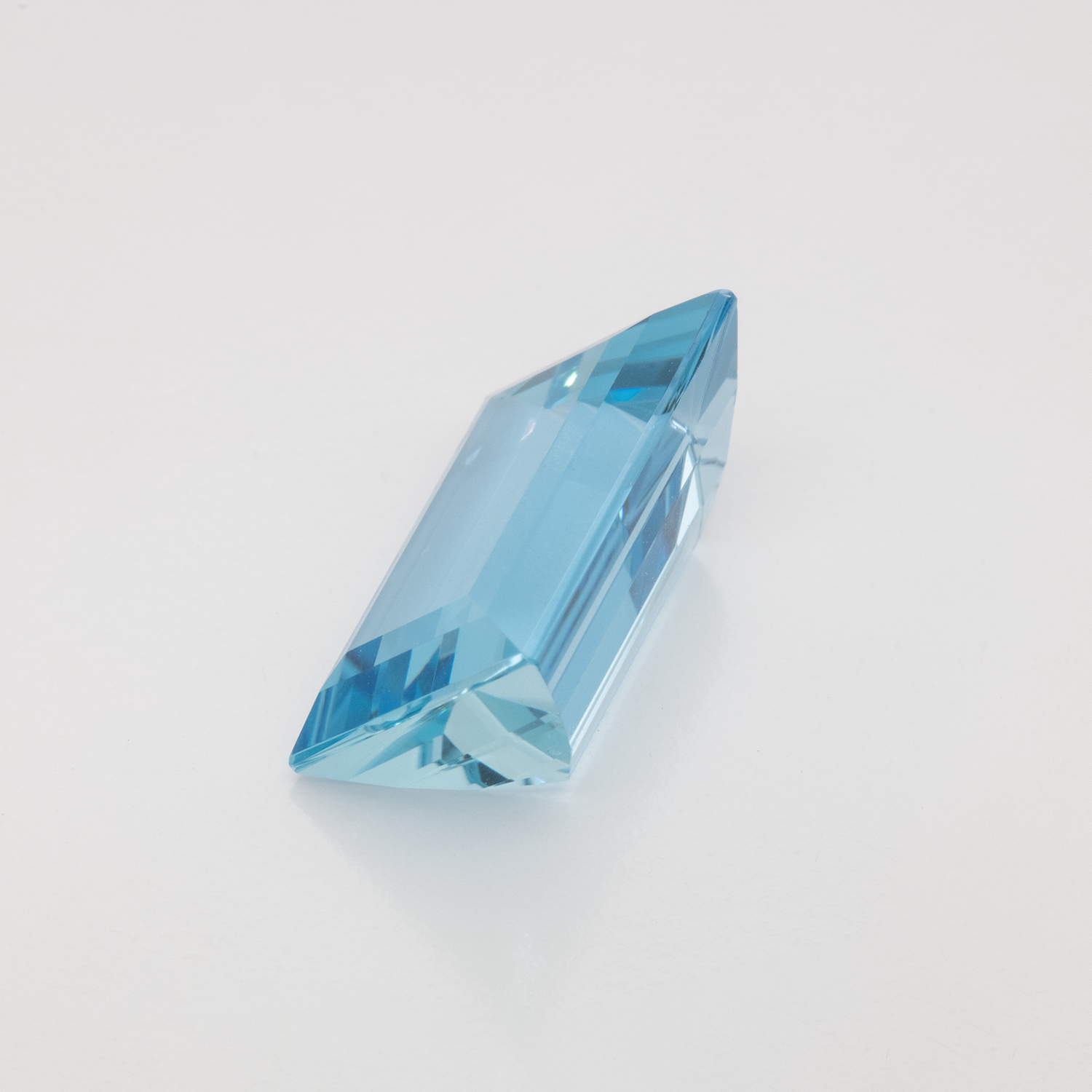 Aquamarine - AA, baguette, 15x10 mm, 7.20 cts, No. A99069
