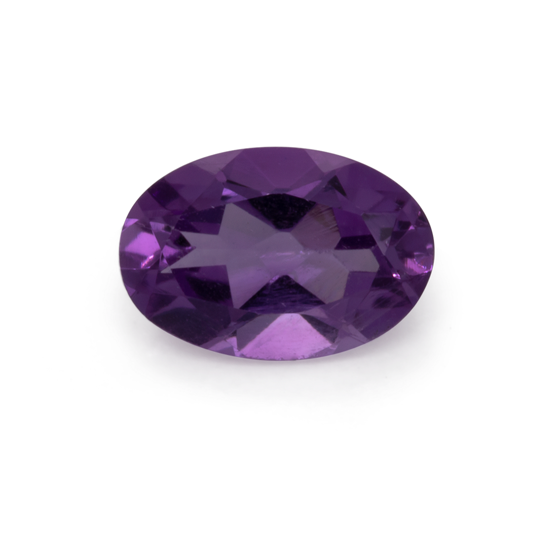 Amethyst - purple, oval, 6x4 mm, 0.38-0.43 cts, No. AMY27001