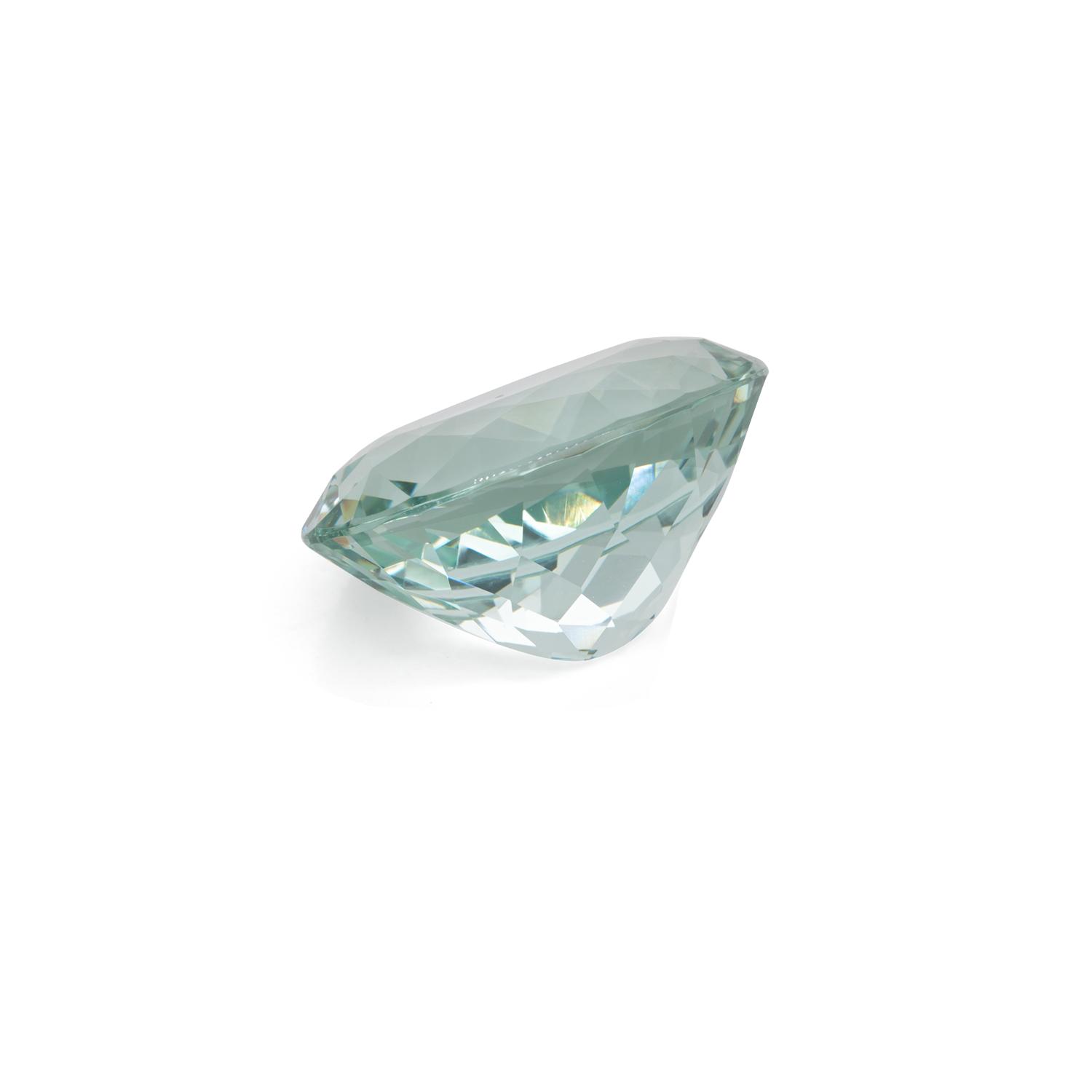 Beryl - green, oval, 16.8x14 mm, 11.36 cts, No. BY30006