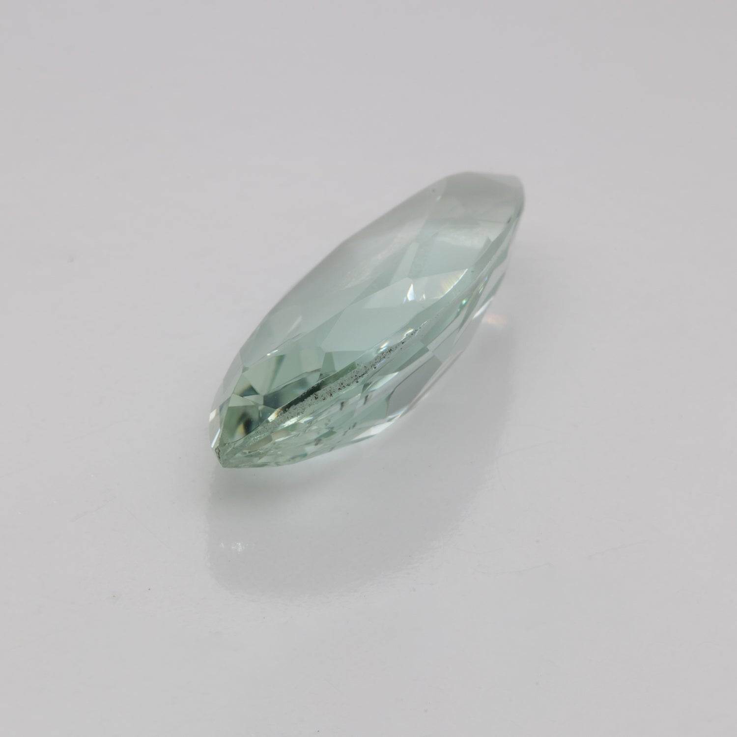 Beryll - grün, navette, 14x7 mm, 2,25 cts, Nr. BY90029