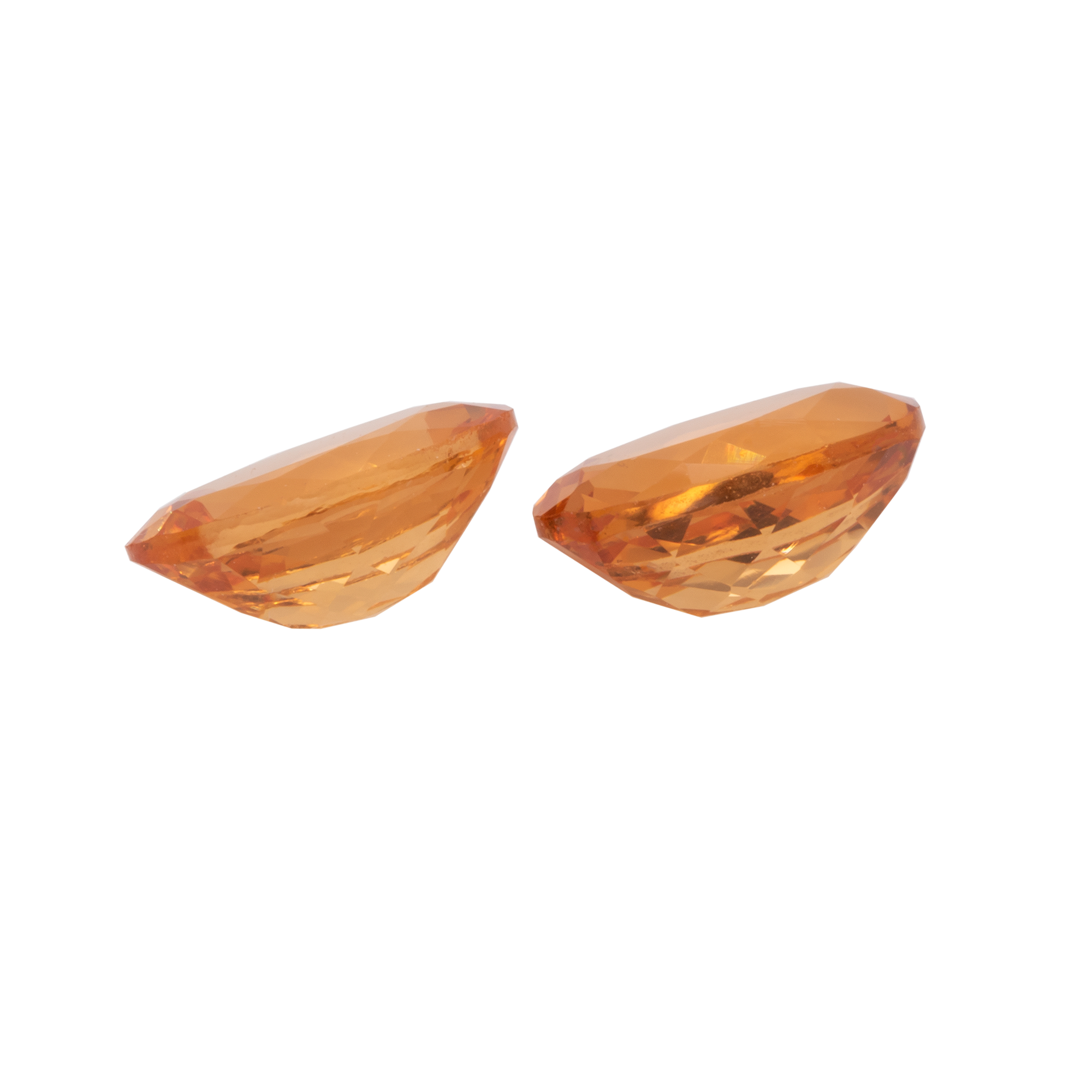 Mandarin Garnet Pair - light orange, oval, 6x4 mm, 1.20-1.40 cts, No. MG25003