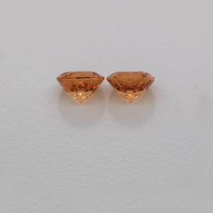 Mandarin Granat Paar - orange, rund, 3.5x3.5 mm, 0.45 cts, Nr. MG99006