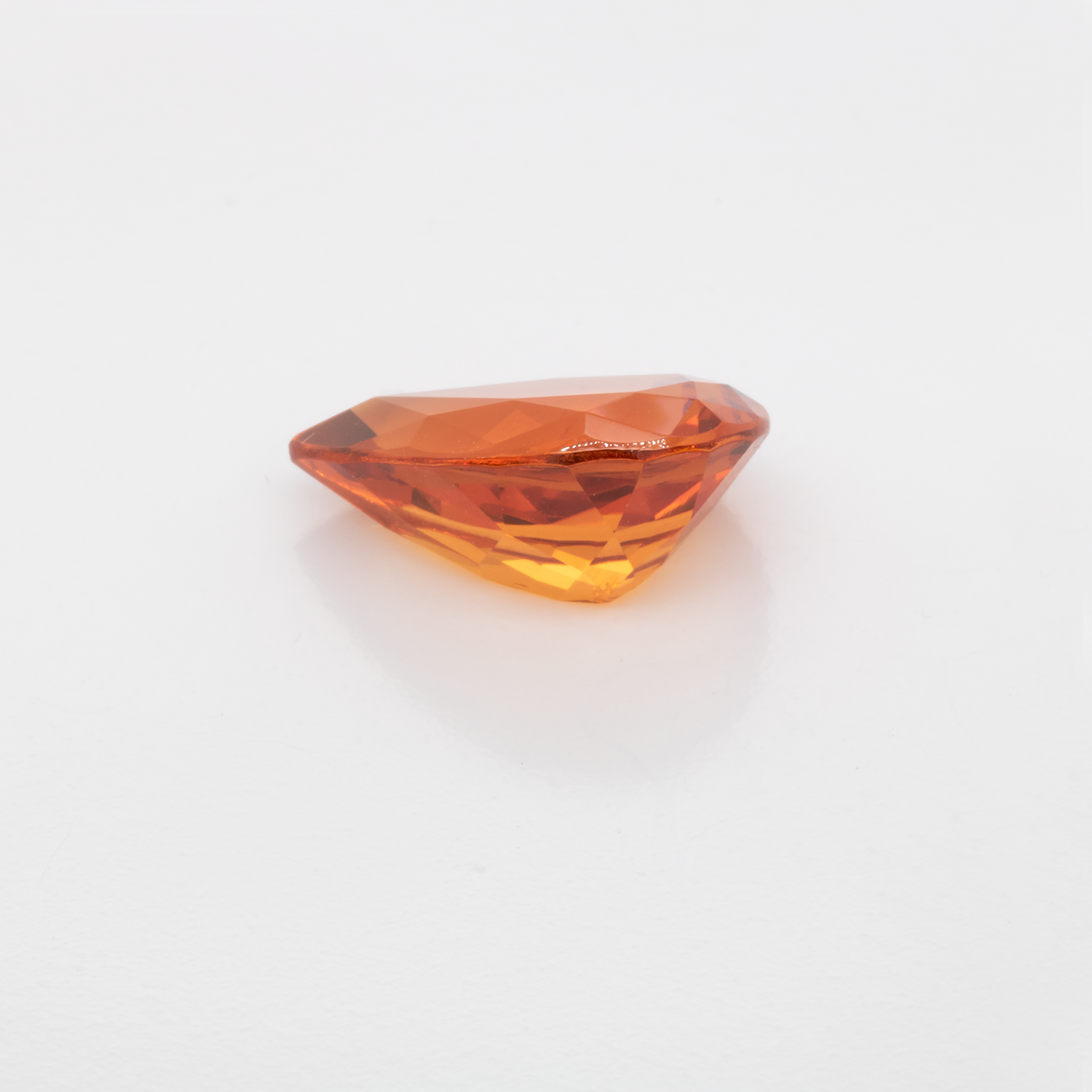Mandarin Granat - orange, birnform, 11.9x8.1 mm, 3.90 cts, Nr. MG99057