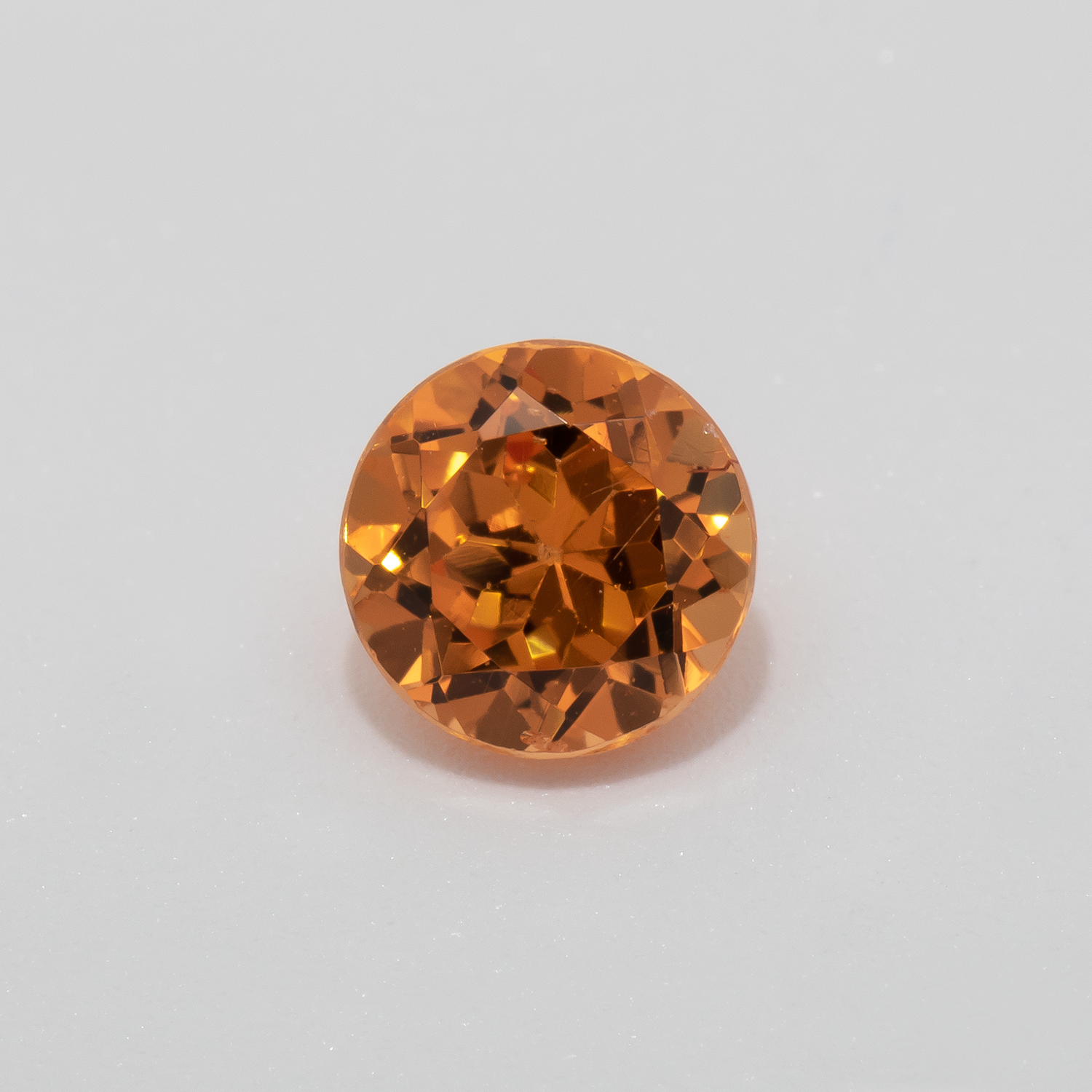 Mandarin Granat - orange, rund, 5x5 mm, 0.66 - 0.71 cts, Nr. MG99060