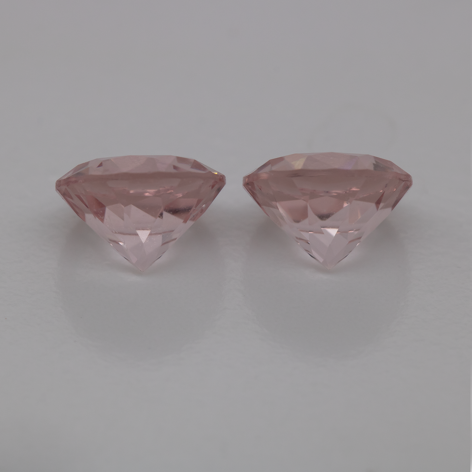 Morganite Pair - pink, round, 6x6 mm, 1.48 - 1.53 cts, No. MO46005