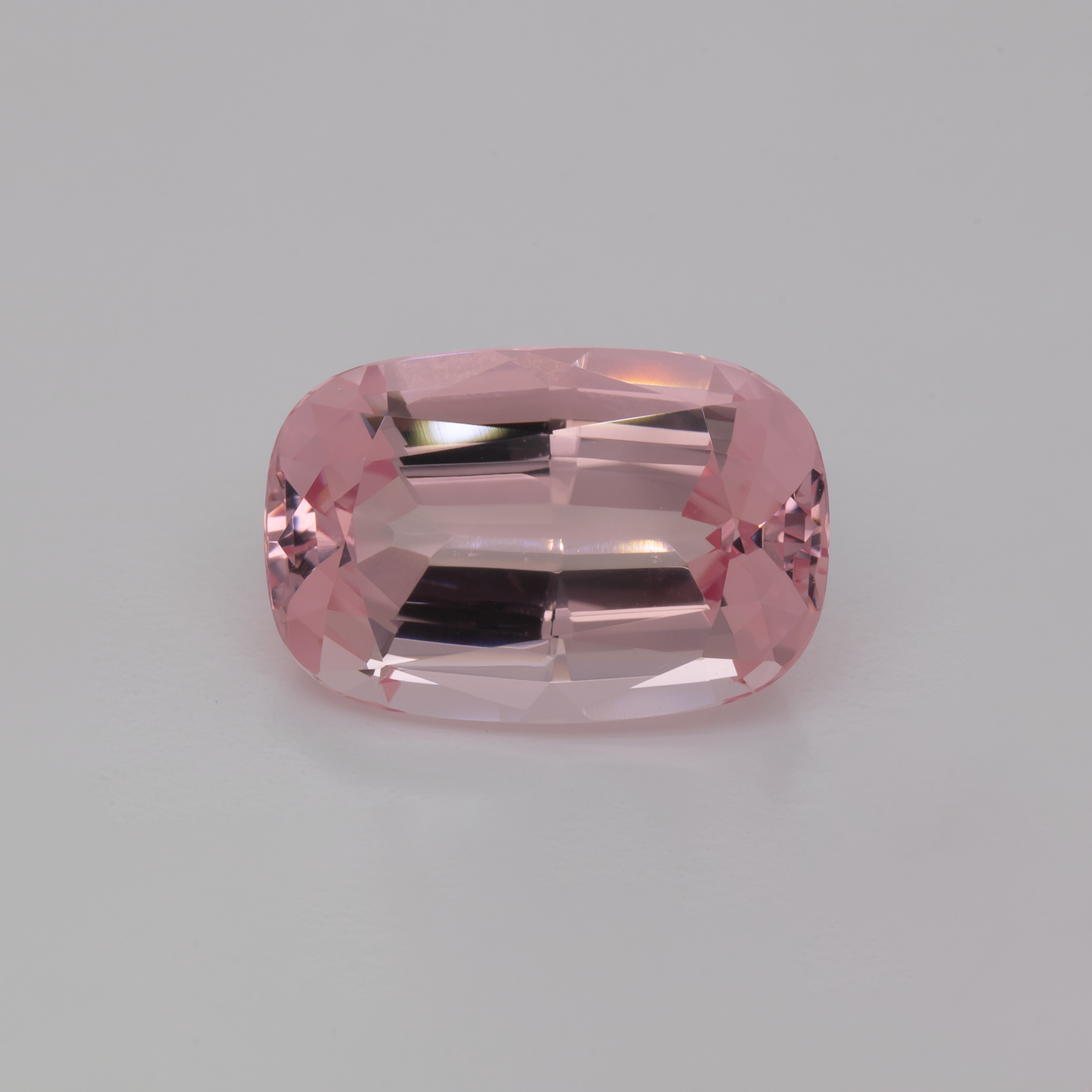Morganite - pink, cushion, 16x11 mm, 8.04 cts, No. MO46010