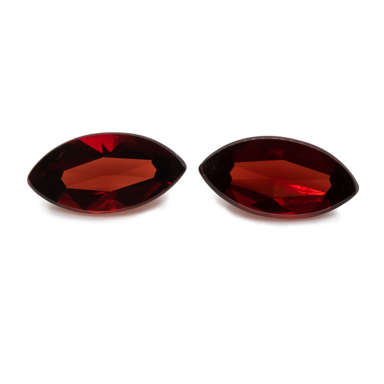 Rhodolith Paar - rot, navette, 12x6 mm, 4,25-4,40 cts, Nr. RD24001