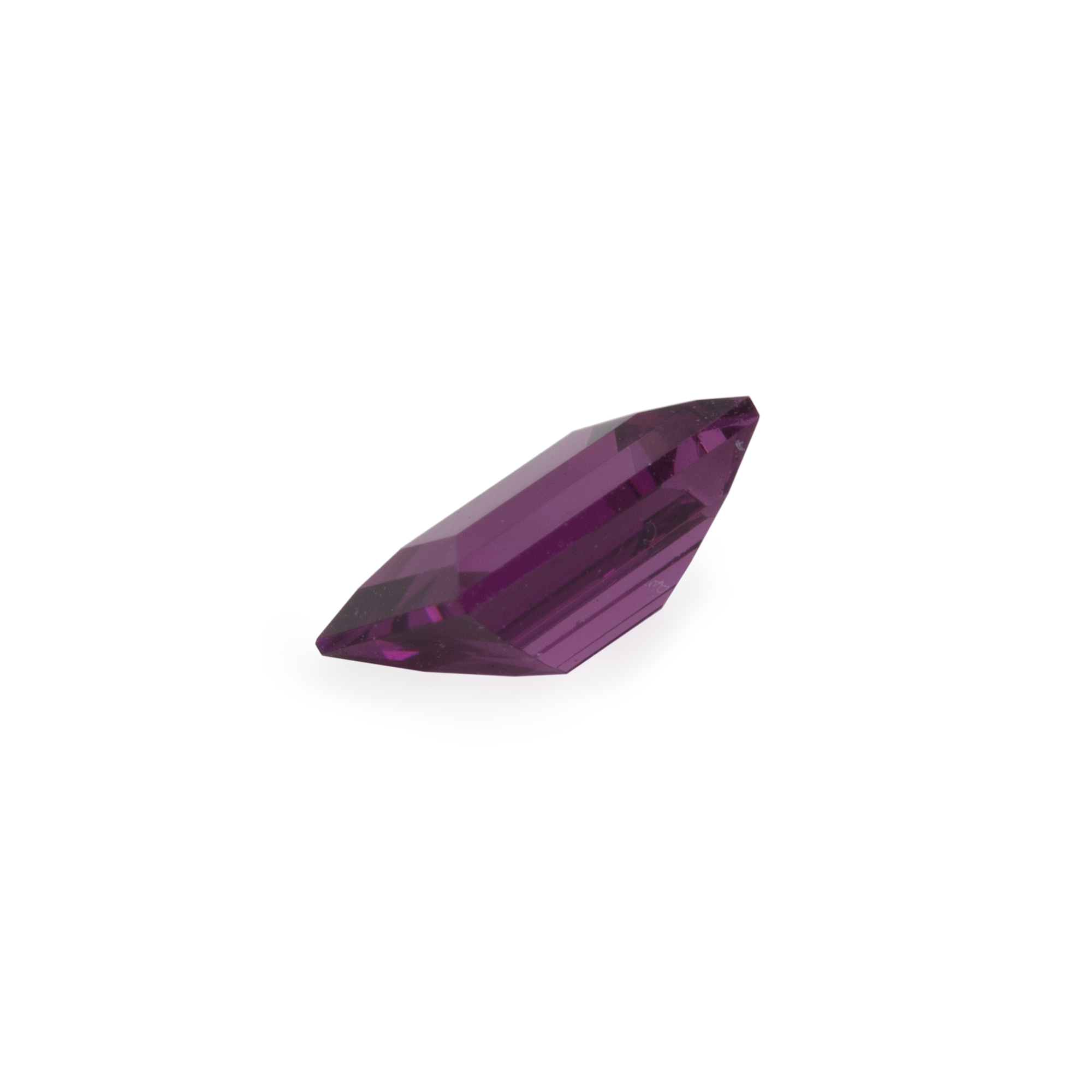 Royal Purple Garnet - purple, square, 7x4 mm, 0.83-0.90 cts, Nr. RP53001