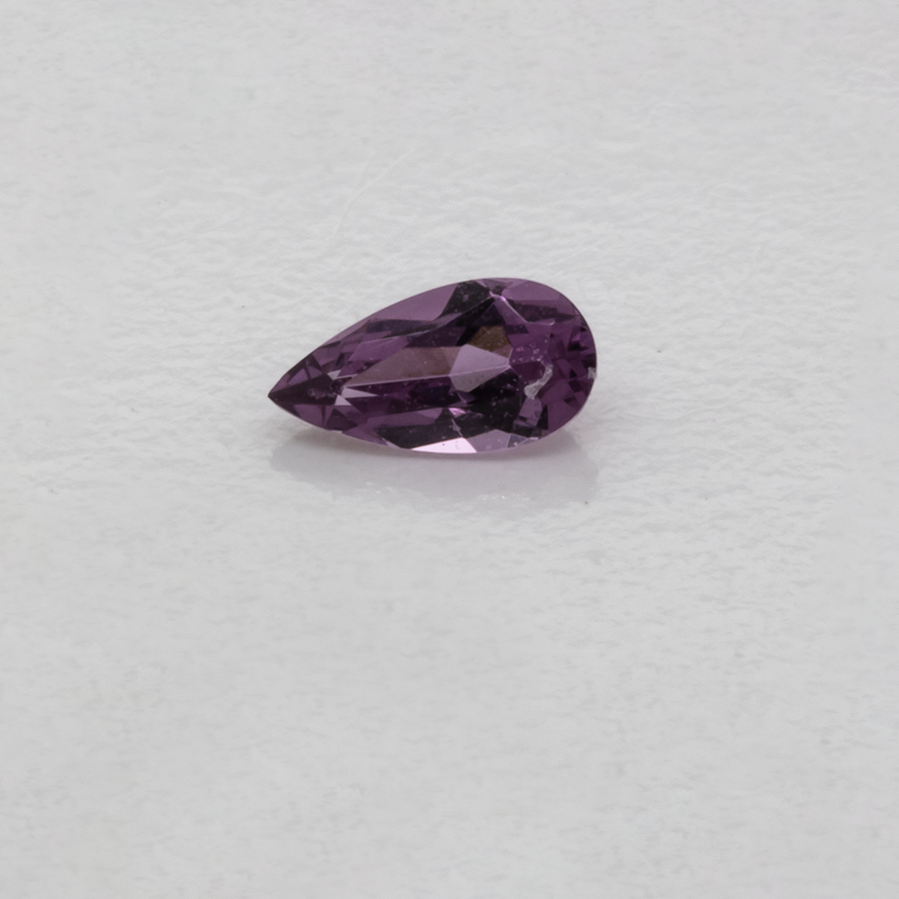 Royal Purple Garnet - purple, pearshape, 4x2 mm, 0.09-0.10 cts, No. RP93003