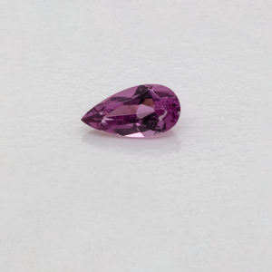 Royal Purple Garnet - purple, pearshape, 4x2 mm, 0.09-0.10 cts, No. RP93003