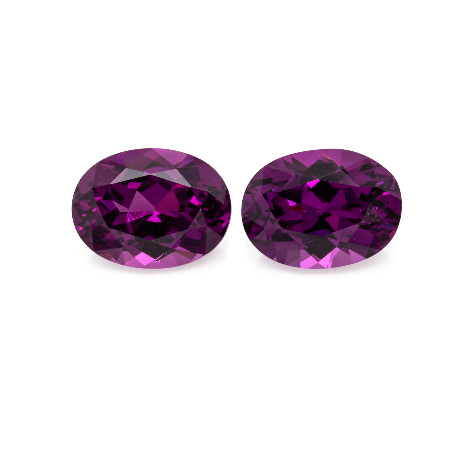Royal Purple Garnet Paar - lila, oval, 8x6 mm, 3.17 cts, Nr. RP93004