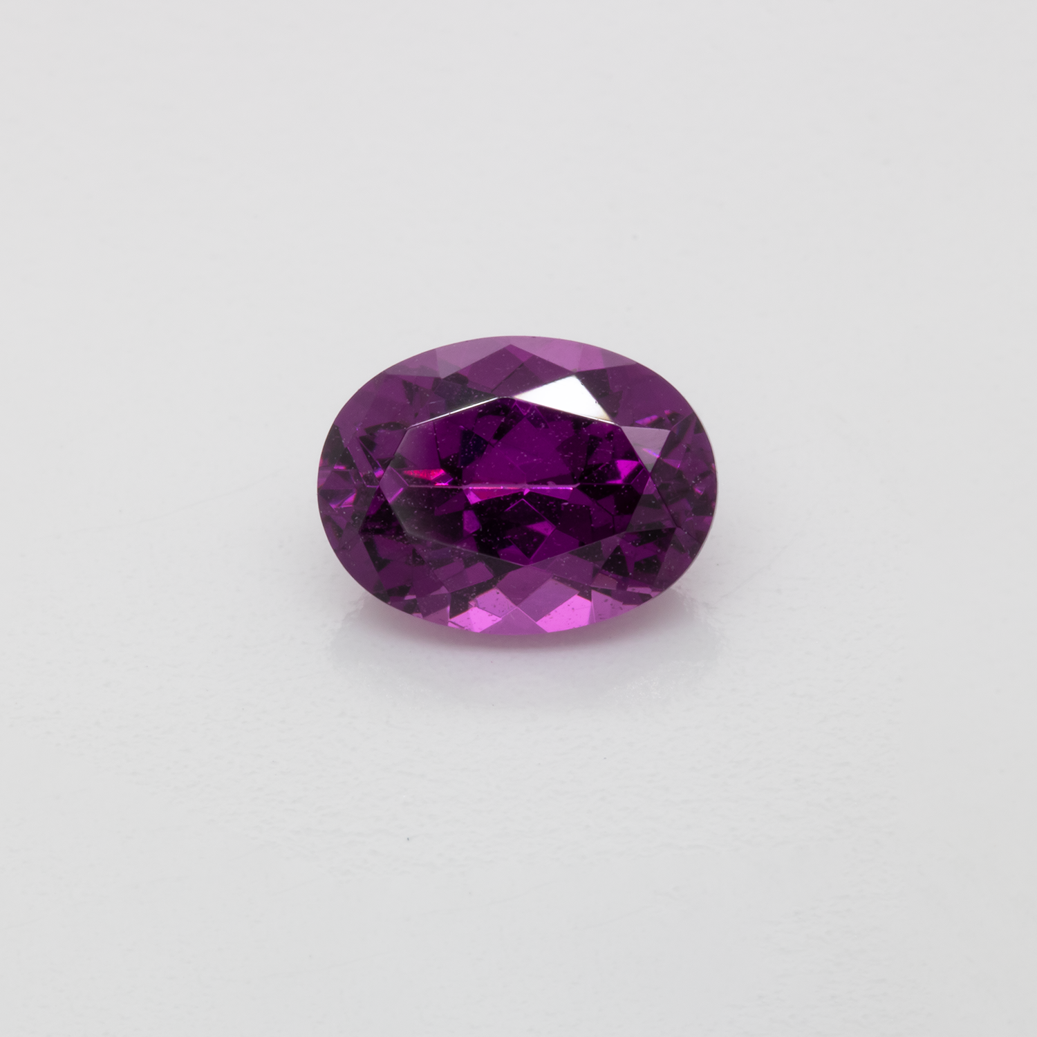 Royal Purple Garnet - purple, oval, 8x6 mm, 1.50-1.59 cts, No. RP93005