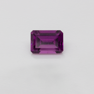 Royal Purple Garnet - lila, achteck, 7.1x5 mm, 1.31 cts, Nr. RP93007
