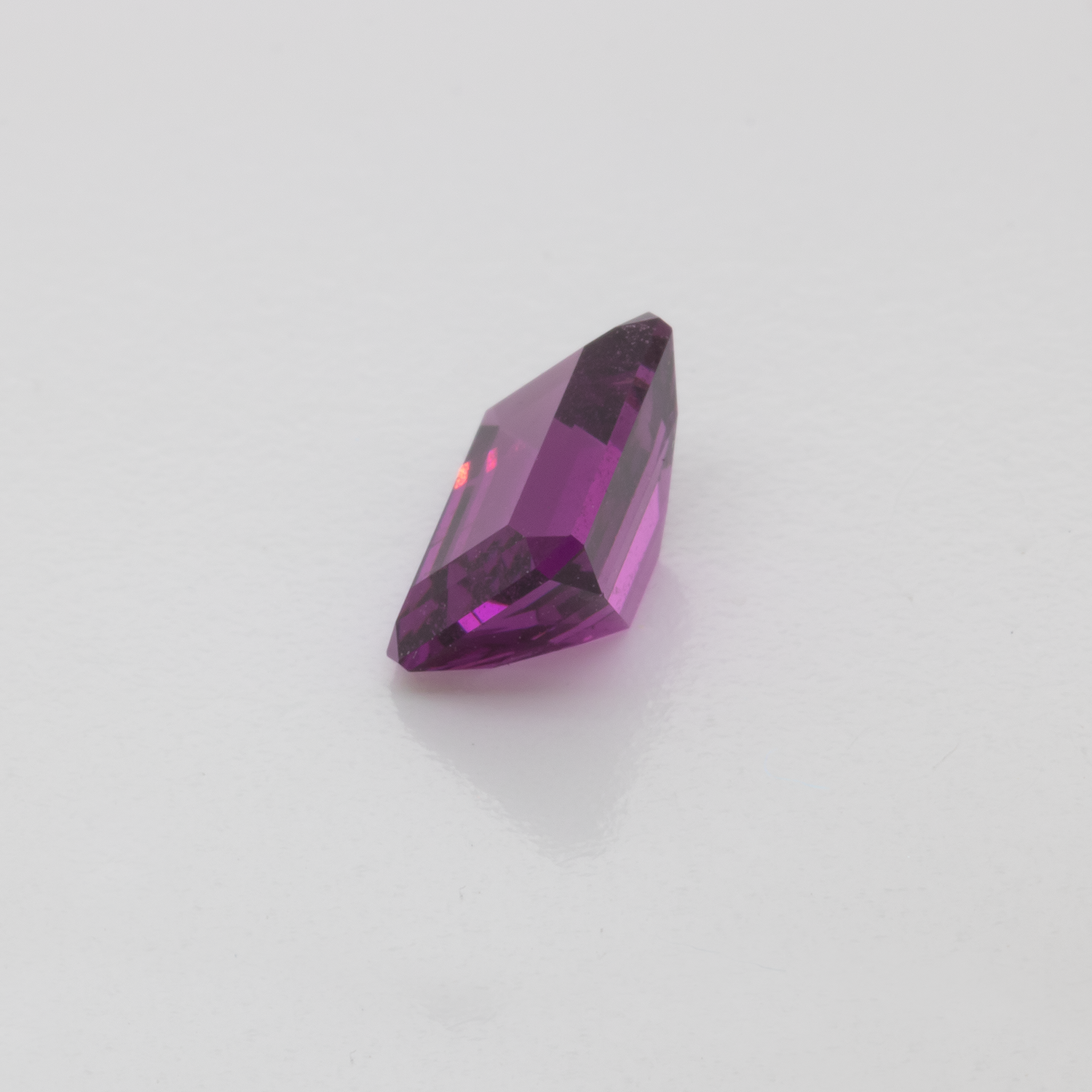 Royal Purple Garnet - purple, octagon, 7.1x5 mm, 1.31 cts, No. RP93007