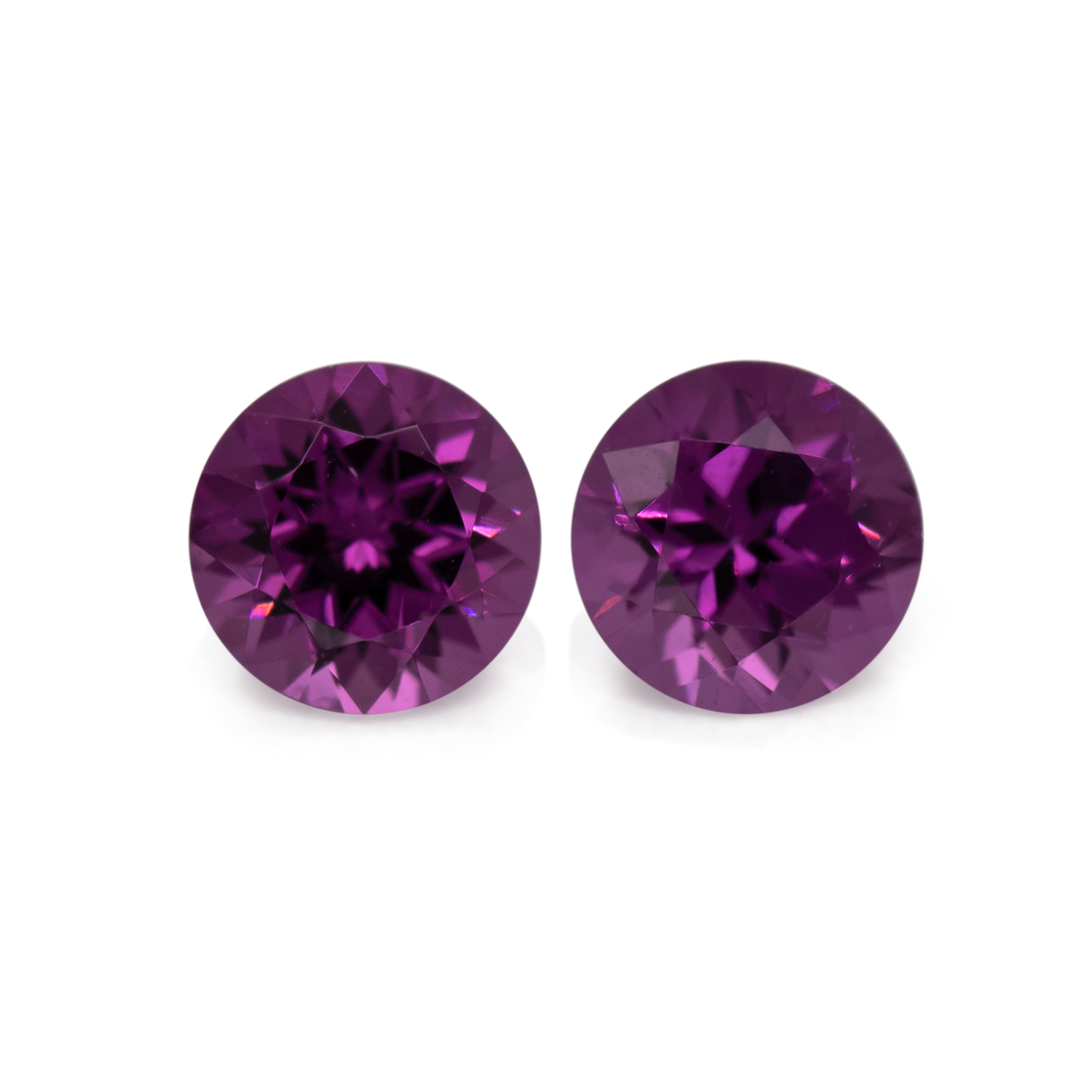 Royal Purple Garnet Pair - purple, round, 4x4 mm, 0.63 - 0.66 cts, No. RP94001