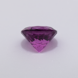 Royal Purple Garnet - lila, rund, 5x5 mm, 0.59 - 0.61 cts, Nr. RP94003