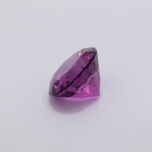 Royal Purple Garnet - purple, round, 5x5 mm, 0.59 - 0.61 cts, No. RP94003