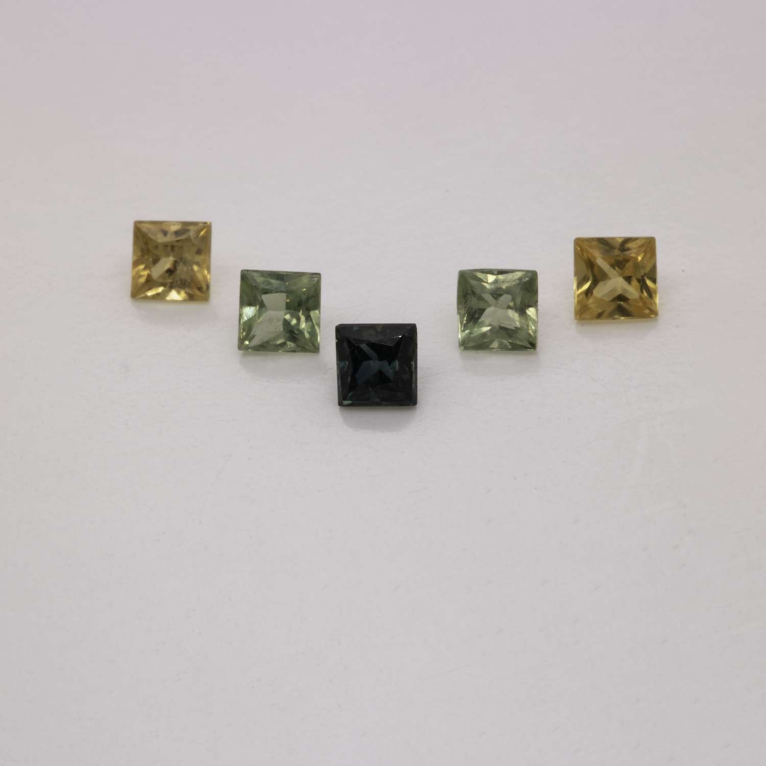 Saphir Set - bunt, rechteck, 2,3x2,3 mm, 0,49 cts, Nr. SET99063