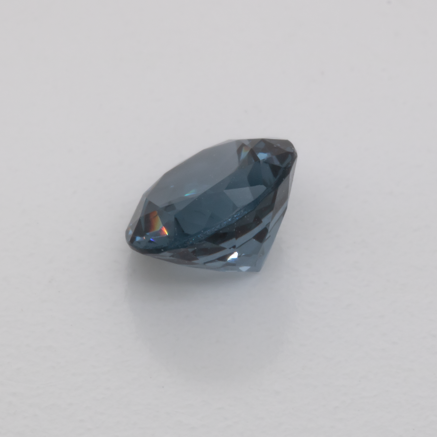 Spinel - blue, round, 5.1x5.1 mm, 0.58-0.60 cts, No. SP90007