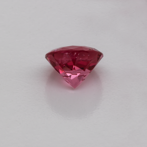 Spinell - rosa, rund, 5,7x5,7 mm, 0,85 cts, Nr. SP90021