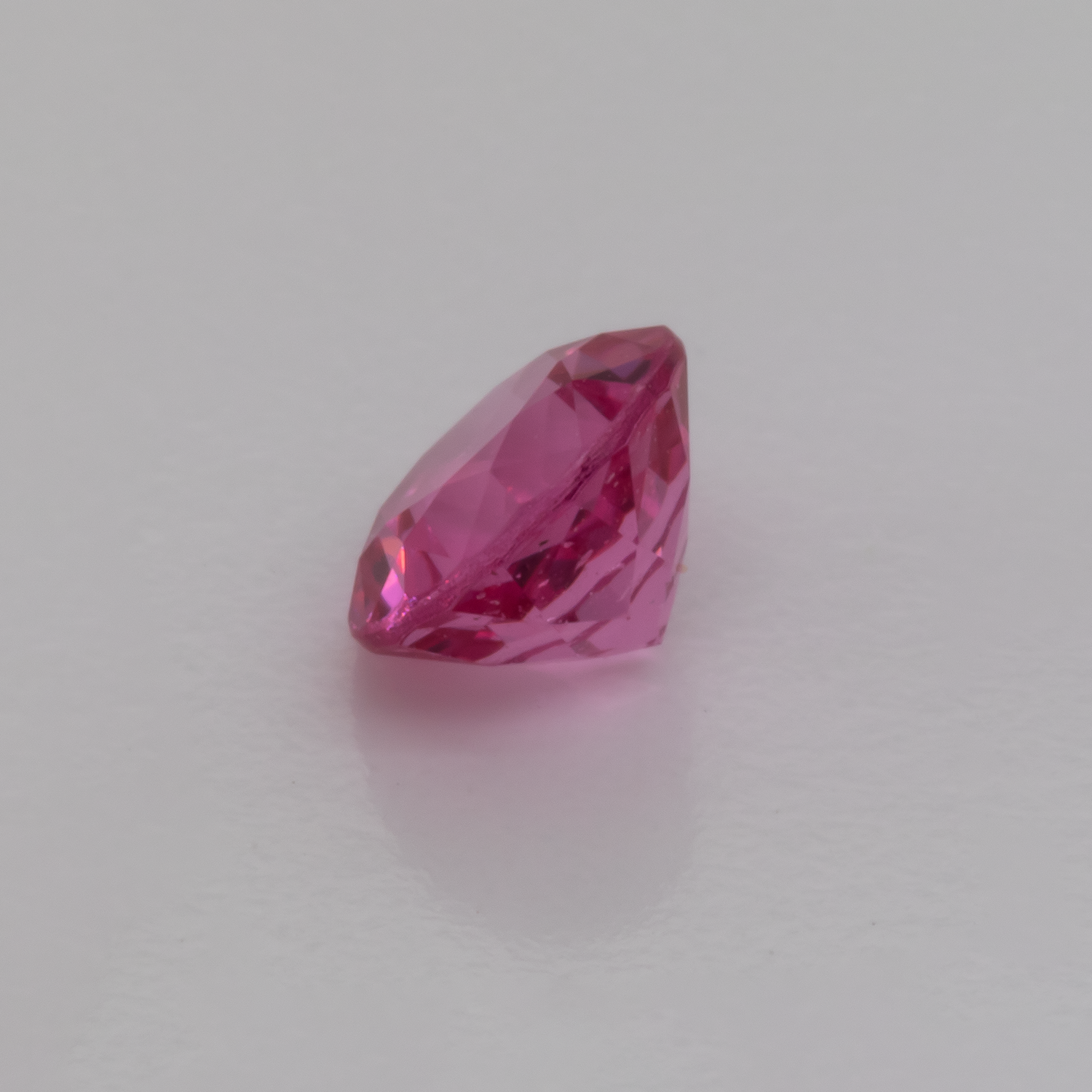 Spinell - rosa, rund, 4,7x4,7 mm, 0,49 cts, Nr. SP90023