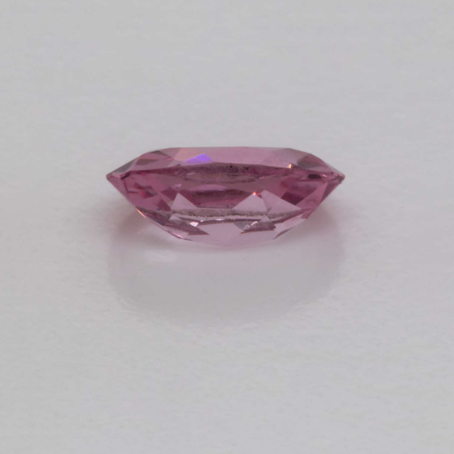 Spinell - rosa, oval, 5x3 mm, 0,25 cts, Nr. SP90024