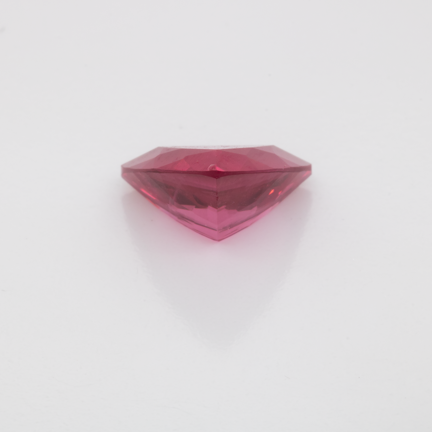 Spinel - red, trillion, 8.5x8.5 mm, 1.94 cts, No. SP90027