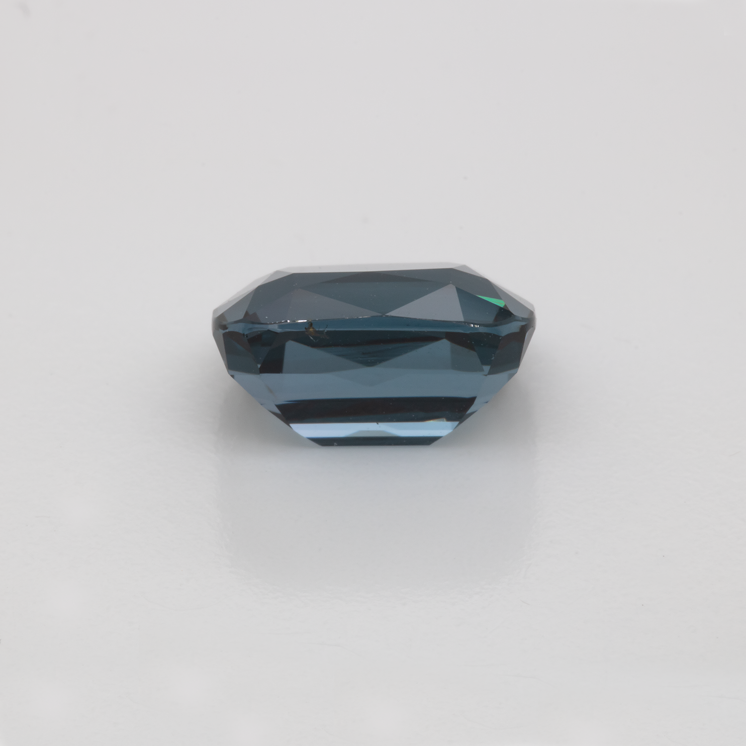 Spinel - blue, cushion, 9.3x7.1 mm, 3.23 cts, No. SP90028