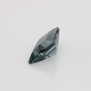 Spinel - grey, fancy, 10.5x7.9 mm, 1.74 cts, No. SP90041