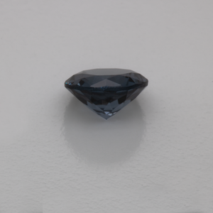 Spinell - grau, rund, 5.5x5.5 mm, 0.67 cts, Nr. SP90050