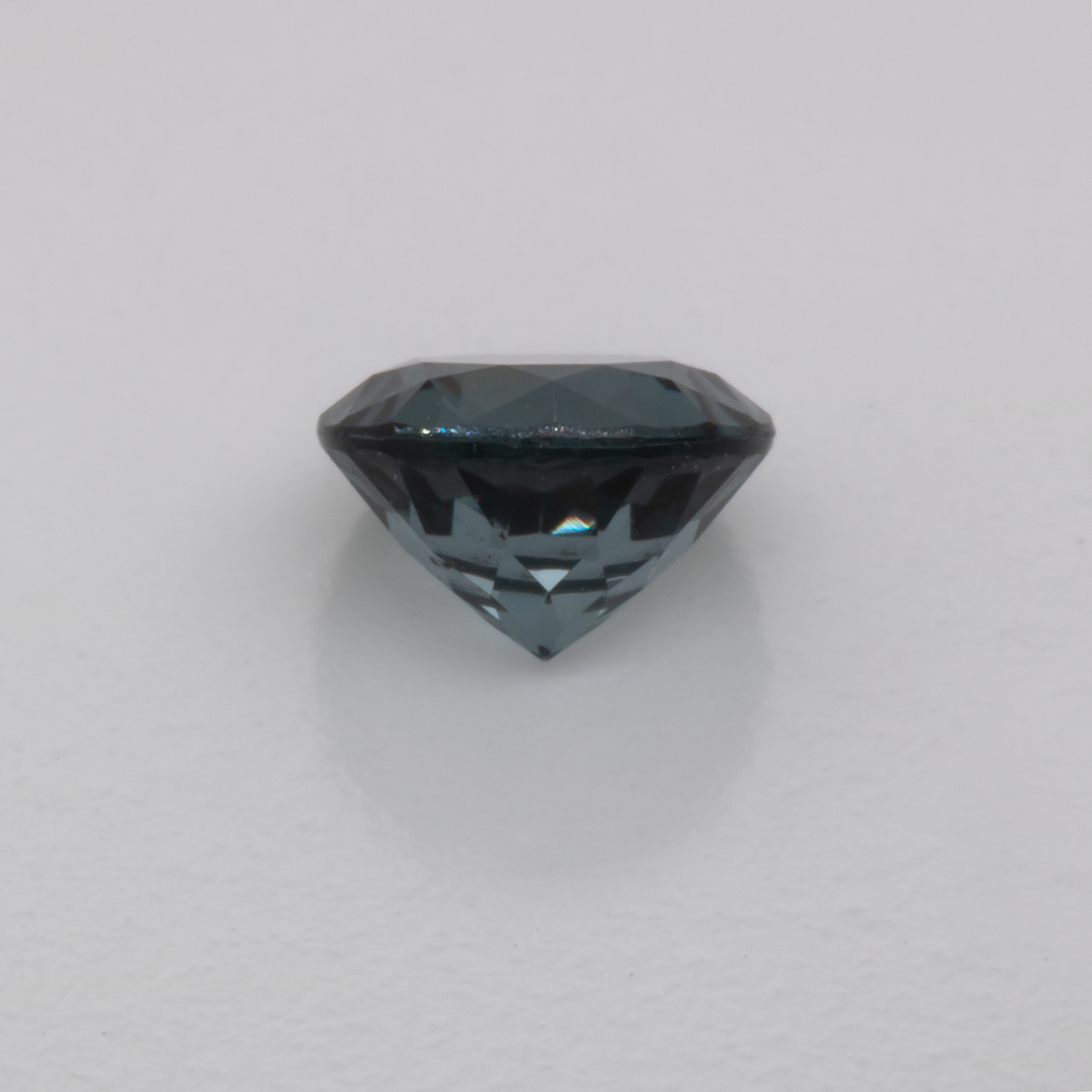 Spinel - grey, round, 5.1x5.1 mm, 0.60 cts, No. SP90056