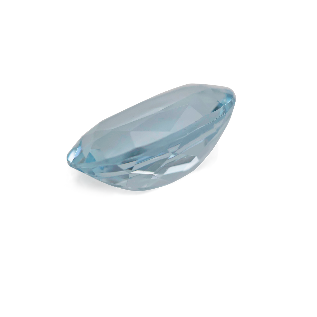Topas - hell blau, oval, 6x4 mm, 0,63 cts, Nr. TPZ70001