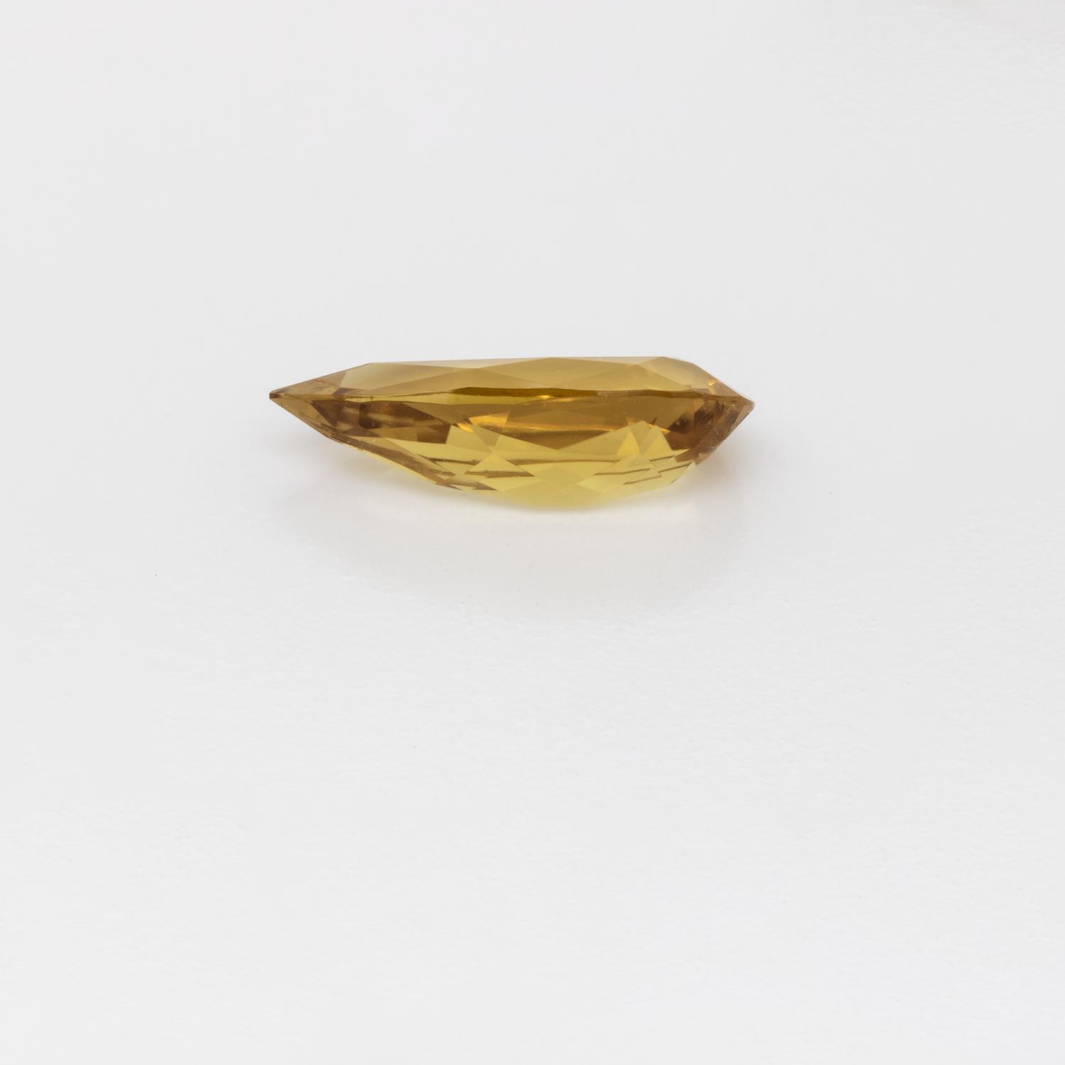 Tourmaline - yellow, pearshape, 13x6 mm, 1.81 cts, No. TR101319