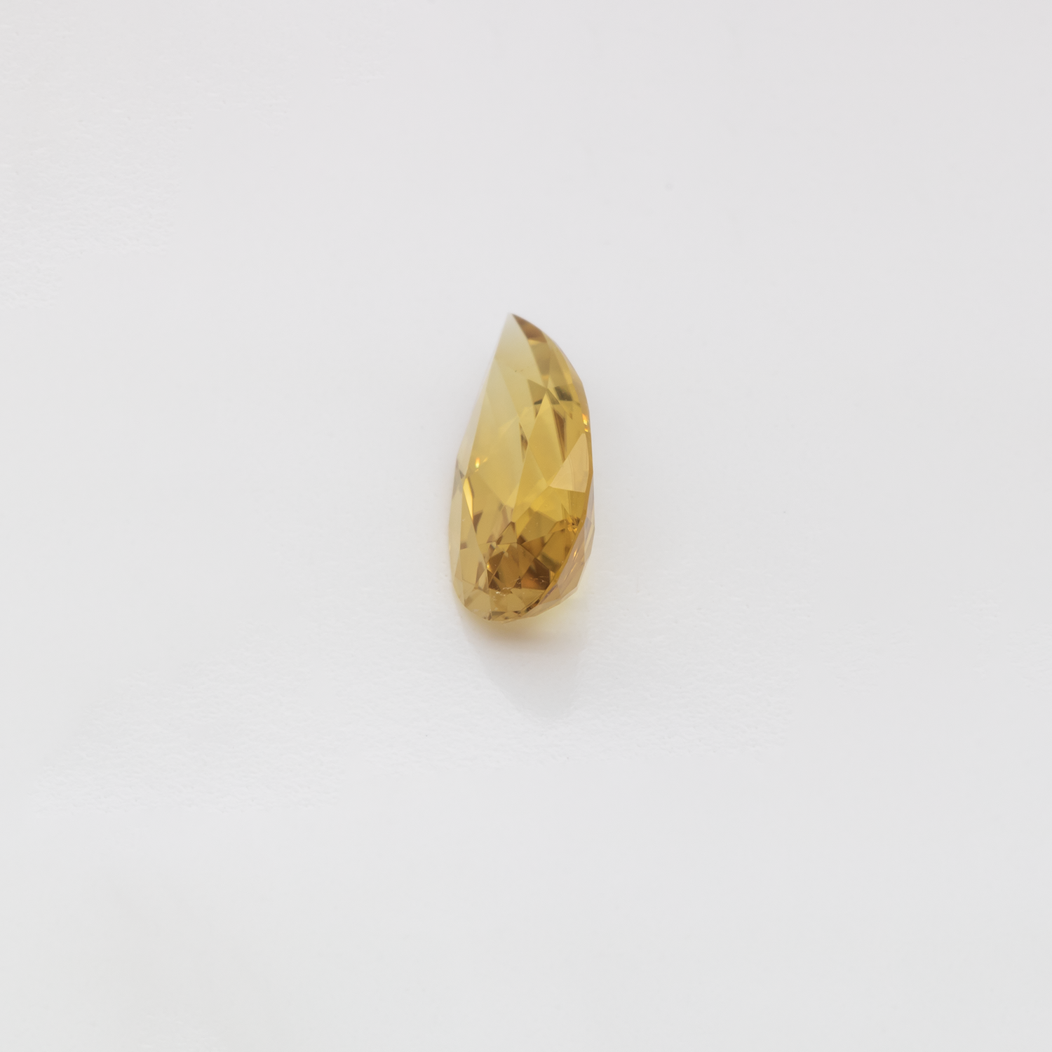 Tourmaline - yellow, pearshape, 13x6 mm, 1.81 cts, No. TR101319