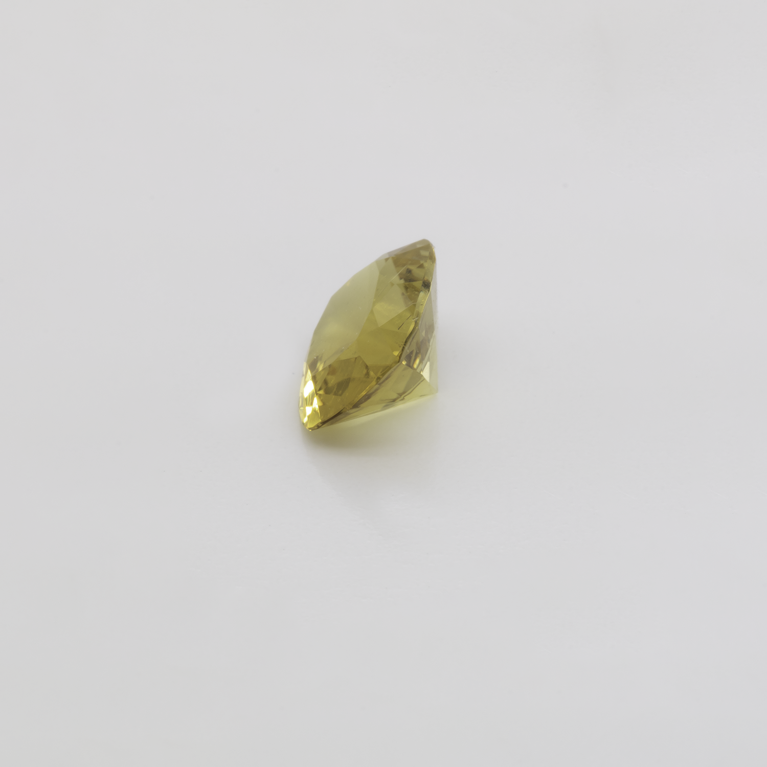 Turmalin - gelb, antik, 7.9x6.1 mm, 1.25 cts, Nr. TR101323