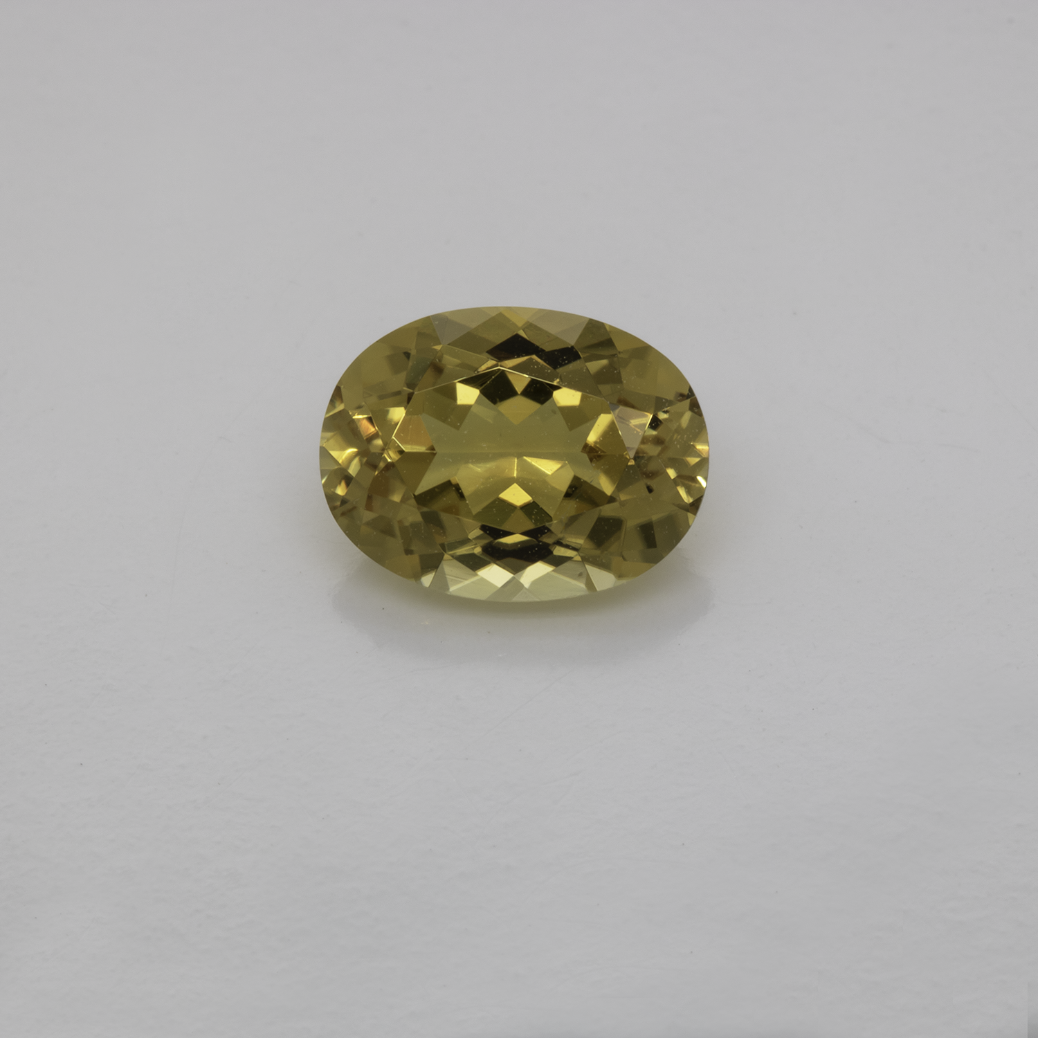 Tourmaline - yellow, oval, 8x6.1 mm, 1.31 cts, No. TR101330
