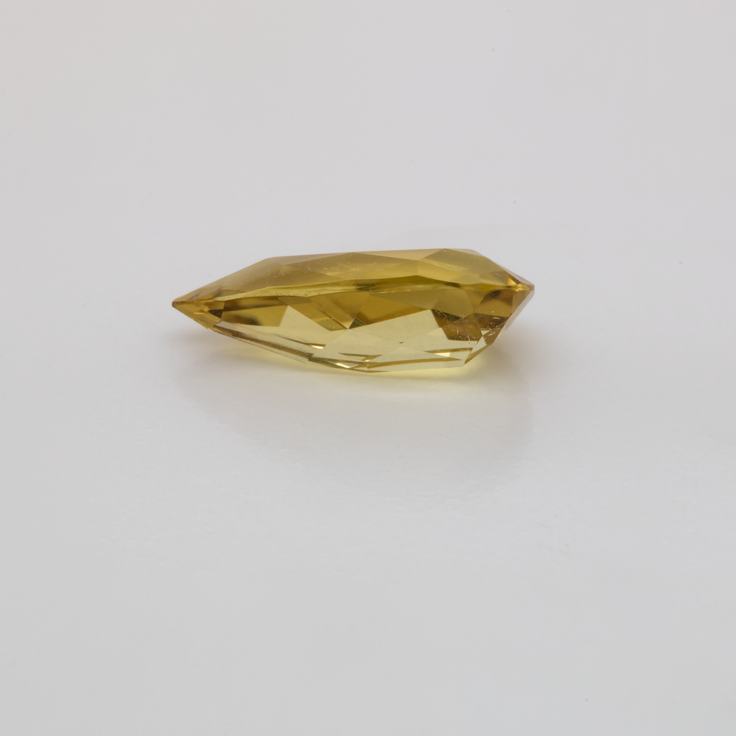 Tourmaline - yellow, pearshape, 10x5 mm, 1.03 cts, No. TR101332