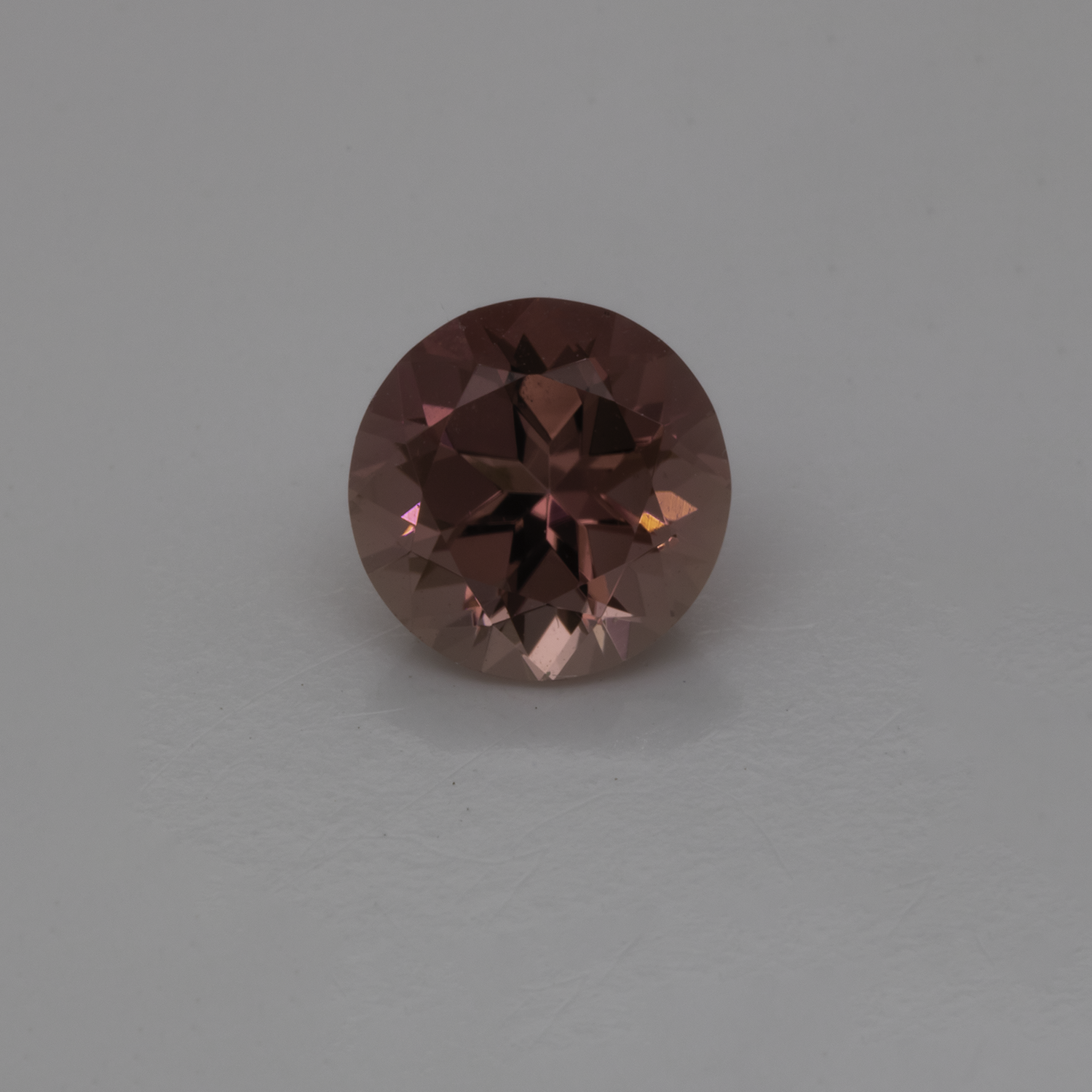 Turmalin - pink, rund, 5,5x5,5 mm, 0,59-0,63 cts, Nr. TR10161